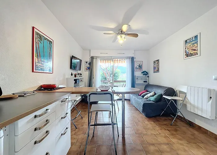 Apartament Type 2 A Saint-cyr-sur-mer Avec Terrasse Et Parking, Ideal Pour 4 Personnes - Fr-1-770-63 Saint-Cyr-sur-Mer